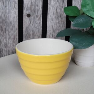 Crate & Barrel Parker Collection Yellow and White Earthenware Bowl